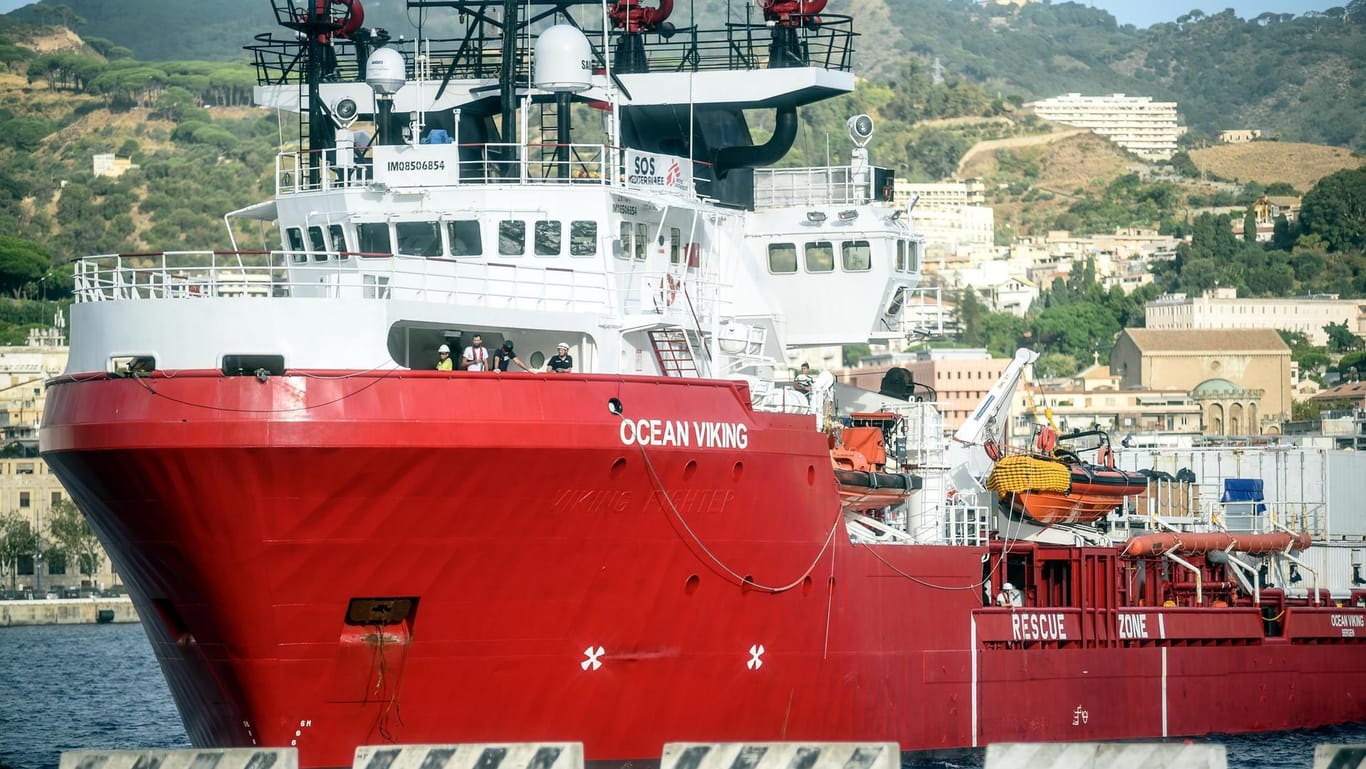 Ocean Viking im Hafen von Messina in Italien (Archivbild): Unter den Migranten befinden sich auch fünf Frauen.