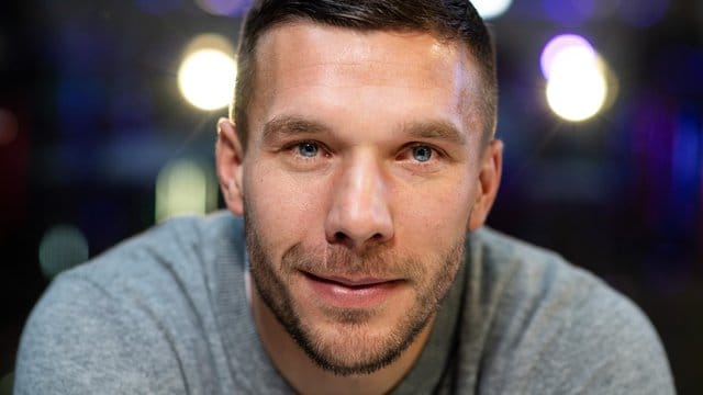Lukas Podolski soll mit einem türkischen Club verhandeln.