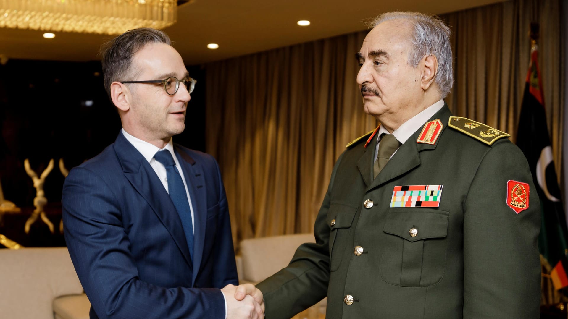 Diplomatische Offensive: Außenminister Maas reiste am Donnerstag kurzfristig zu General Haftar nach Bengasi.