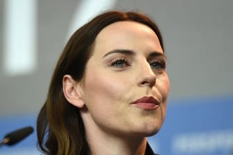 Antje Traue wird 39.
