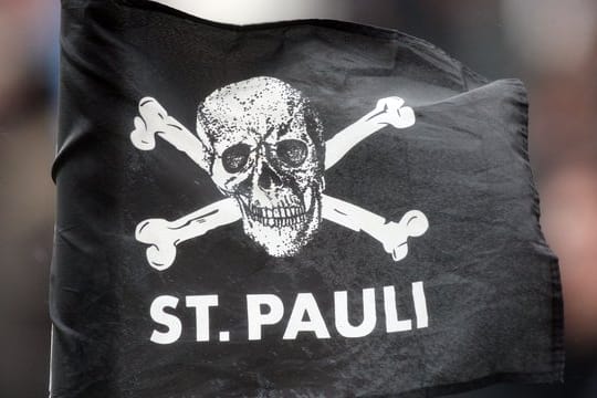 Eine Eckfahne des FC St.