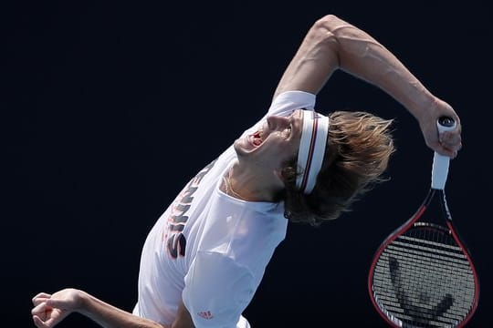 Im Training hat Alexander Zverev keine Probleme mit dem Aufschlag.