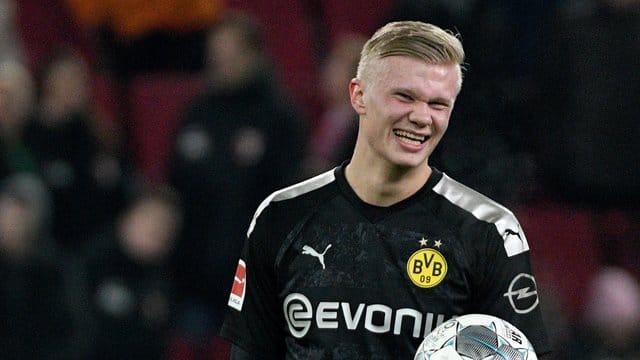 Erling Haaland erzielte in seinem ersten Spiel für Borussia Dortmund gleich drei Tore.