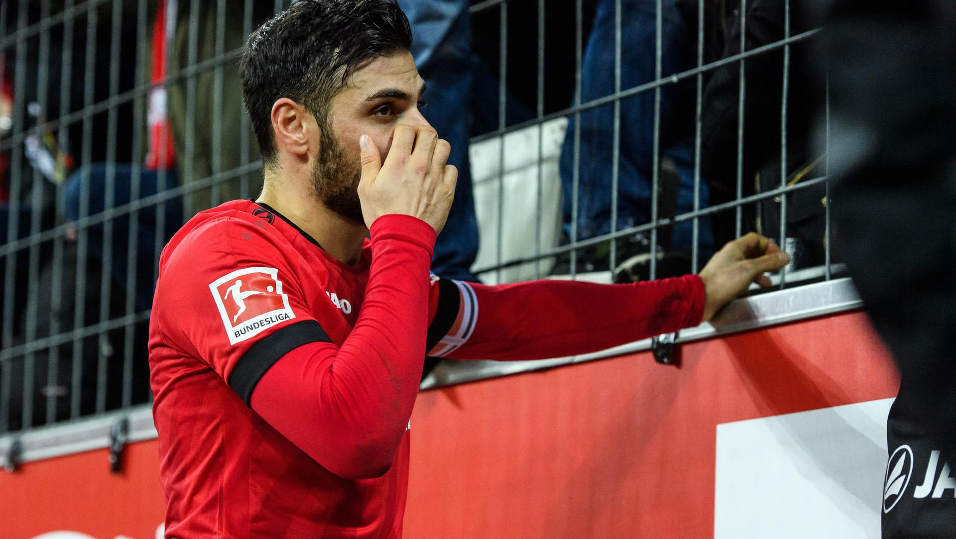 Kevin Volland nach der Heimniederlage gegen Hertha BSC im Dezember. Es war die dritte Niederlage binnen einer Woche. Keine leichte Zeit für den 27-Jährigen.