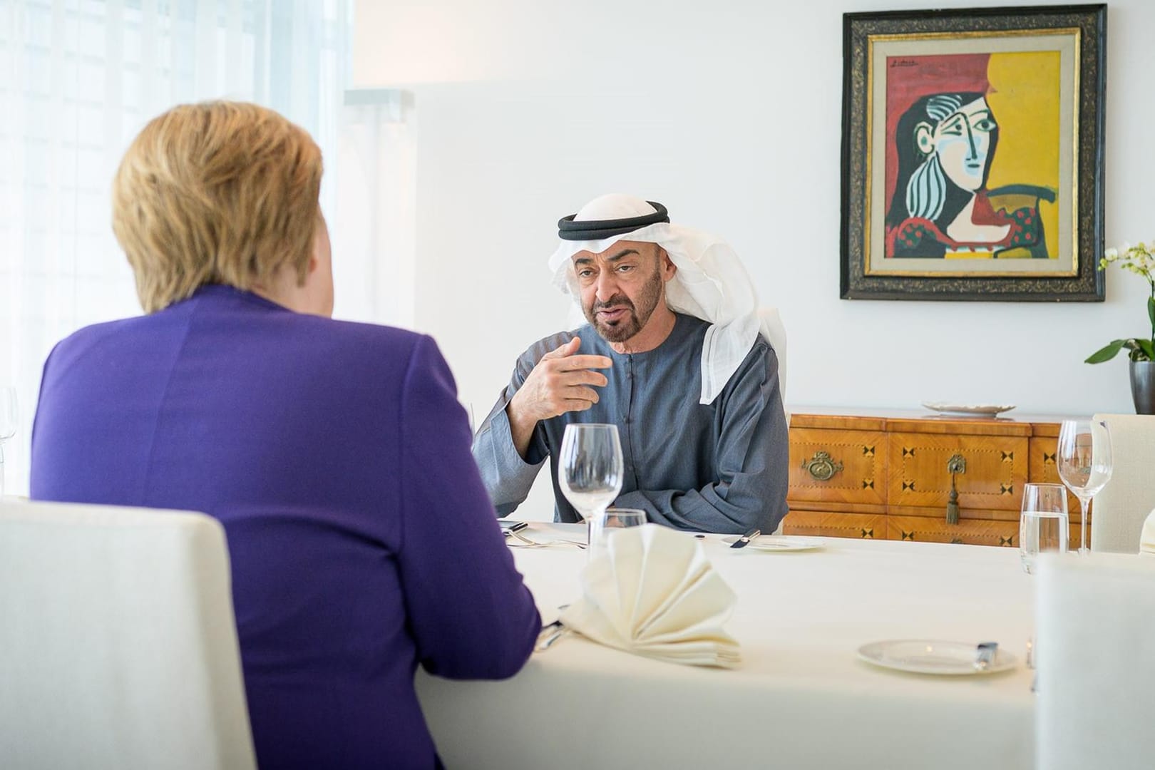 Kanzlerin Merkel empfing den Kronprinzen von Abu Dhabi, Mohammed bin Zayed al Nahyan.