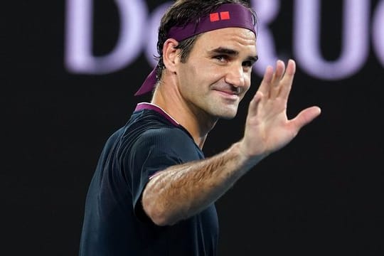 Hat sein Auftaktspiel problemlos gemeistert: Roger Federer feiert seinen Sieg.