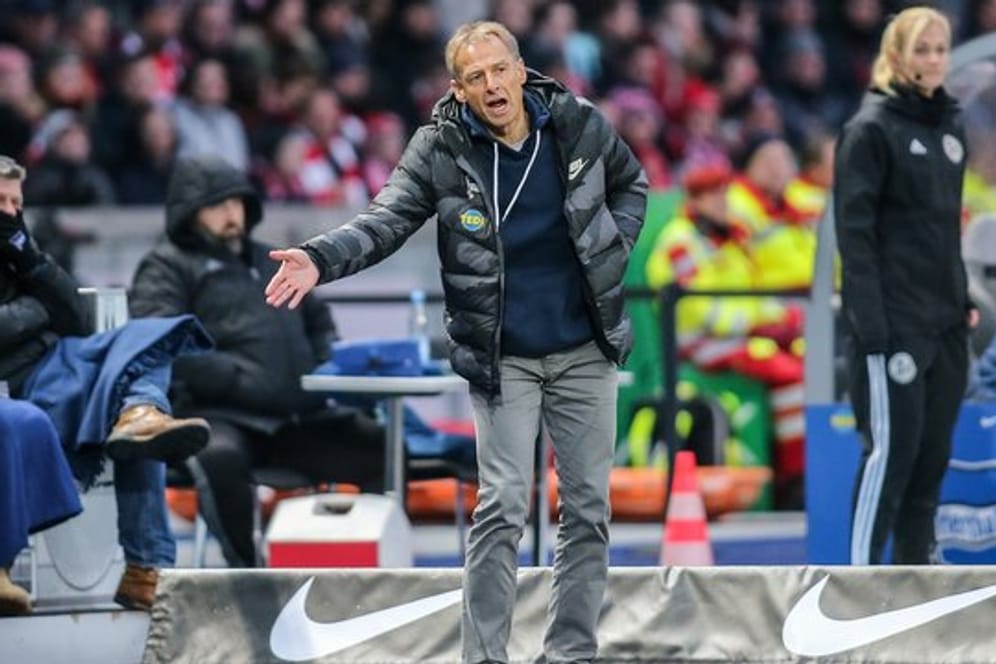 Trainer Jürgen Klinsmann wünscht sich noch einen Neuzugang für die Berliner Offensive.