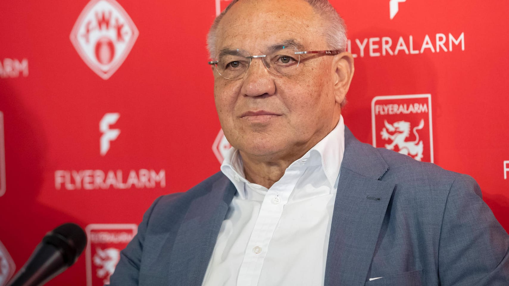 Felix Magath: Der 66-Jährige steigt bei den Würzburger Kickers ein.