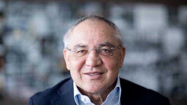 Zurück im Fußball, als Chef von Flyeralarm Global Soccer: Felix Magath. Zurück im Fußball, als Chef von Flyeralarm Global Soccer: Felix Magath.
