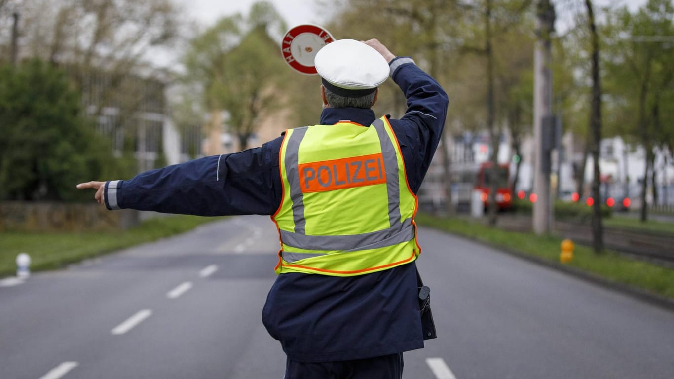 Schwerpunkt-Kontrolle der Polizei: In Dortmund haben die Beamten gleich mehrere Verkehrssünder aufgegriffen.