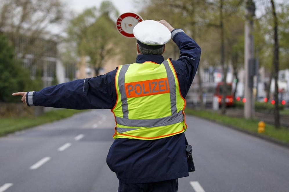 Schwerpunkt-Kontrolle der Polizei: In Dortmund haben die Beamten gleich mehrere Verkehrssünder aufgegriffen.