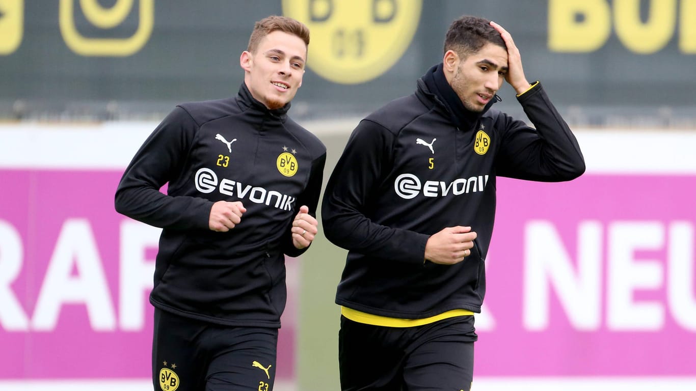 Thorgan Hazard und Achraf Hakimi von Borussia Dortmund: Einer der beiden sieht seine Zukunft nicht beim BVB.