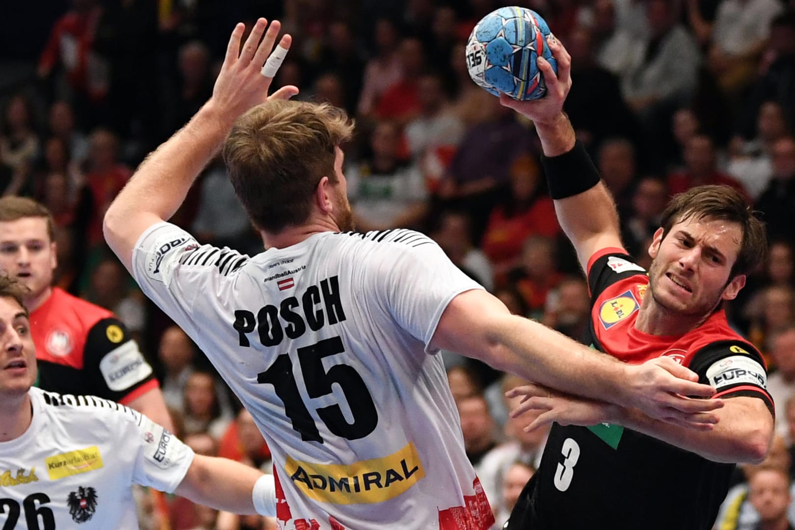 Schon vor dem Spiel gegen Österreich war klar, dass Deutschland das Halbfinale nicht mehr erreichen kann. Dennoch zeigte das Prokop-Team eine starke Leistung. Die deutschen Stars in der Einzelkritik.