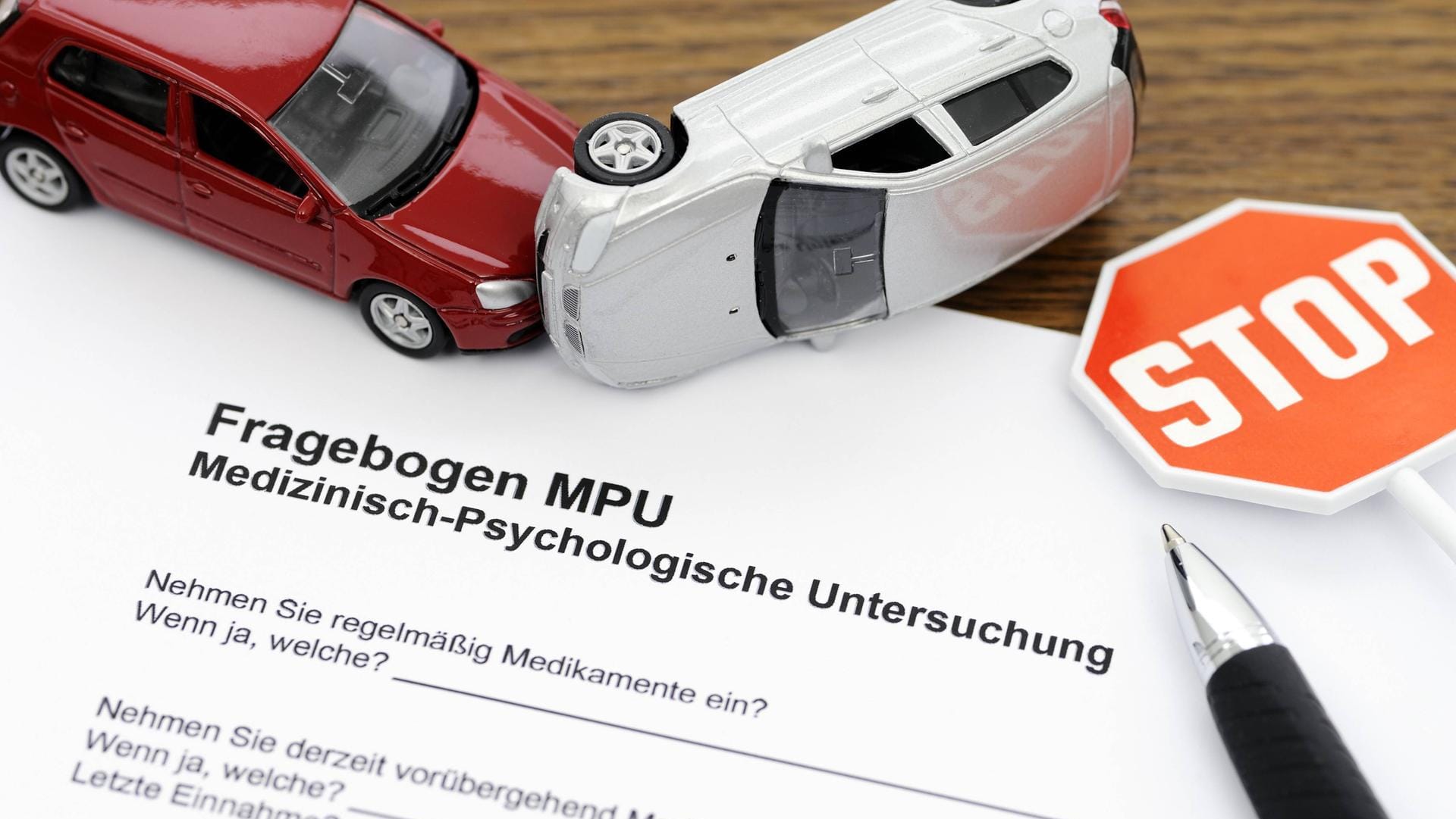 Medizinisch Psychologische Untersuchung (MPU): Der test darf von 14 anerkannten Trägern in Deutschland an rund 270 Begutachtungsstellen durchgeführt werden.