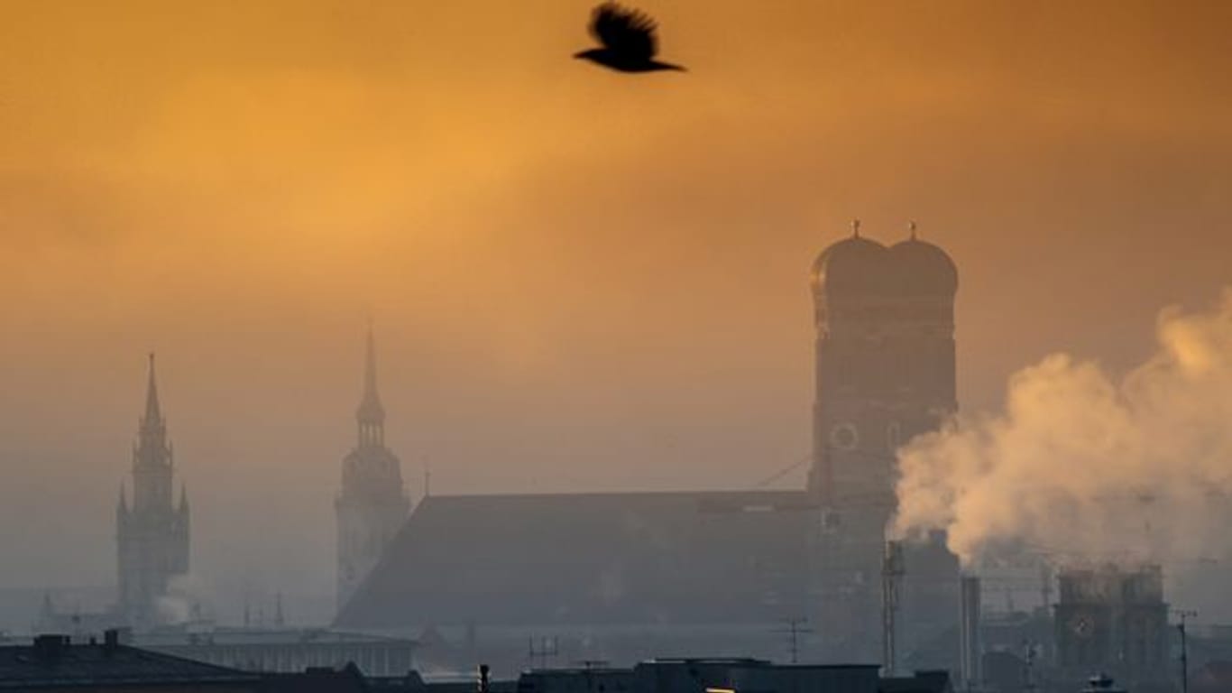 Sonnenaufgang über München