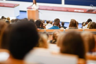 Immer mehr Studenten schreiben sich an privaten Hochschulen ein.