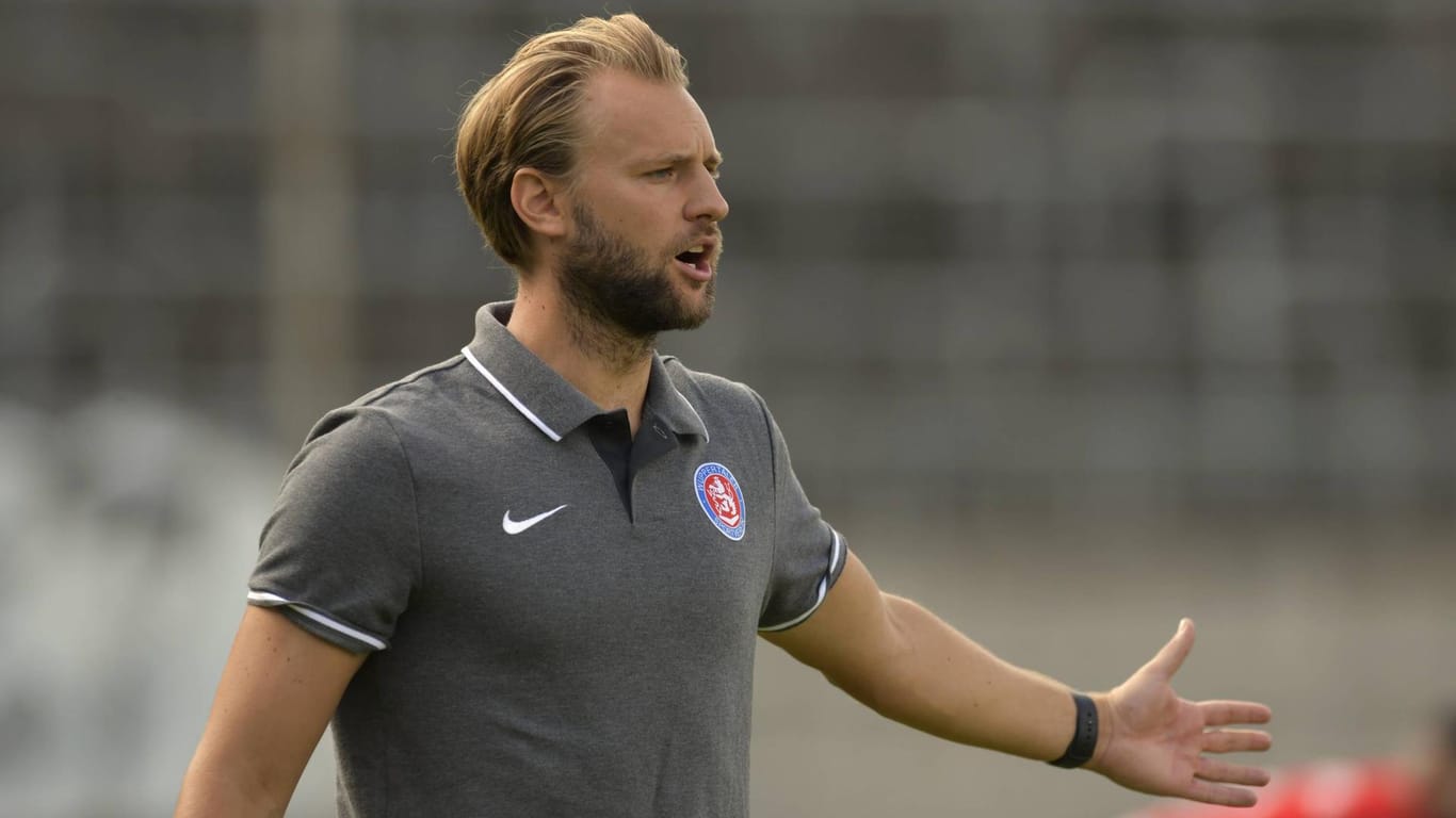 Pascal Bieler bei einem Spiel im Stadion am Zoo in Wuppertal: Er ist neuer Cheftrainer des WSV.