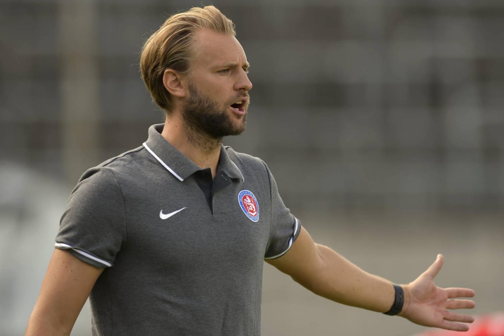 Pascal Bieler bei einem Spiel im Stadion am Zoo in Wuppertal: Er ist neuer Cheftrainer des WSV.