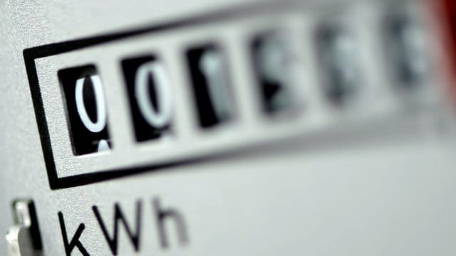 Die Industrie vermisst im Gesetzentwurf für den Kohleausstieg feste Zusagen zur Entlastung bei steigenden Strompreisen. Die Industrie vermisst im Gesetzentwurf für den Kohleausstieg feste Zusagen zur Entlastung bei steigenden Strompreisen.
