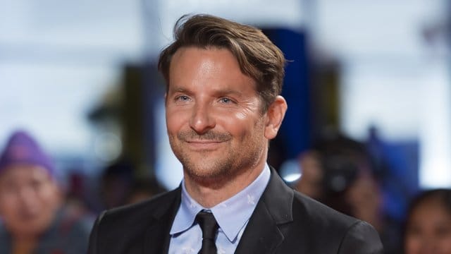 Schauspieler, Drehbuchautor, Produzent und Regisseur: Bradley Cooper.