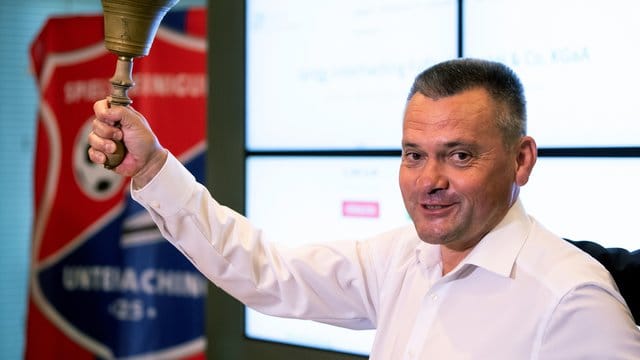Fordert schon seit einer Weile die Eingliederung der 3. Fordert schon seit einer Weile die Eingliederung der 3.
