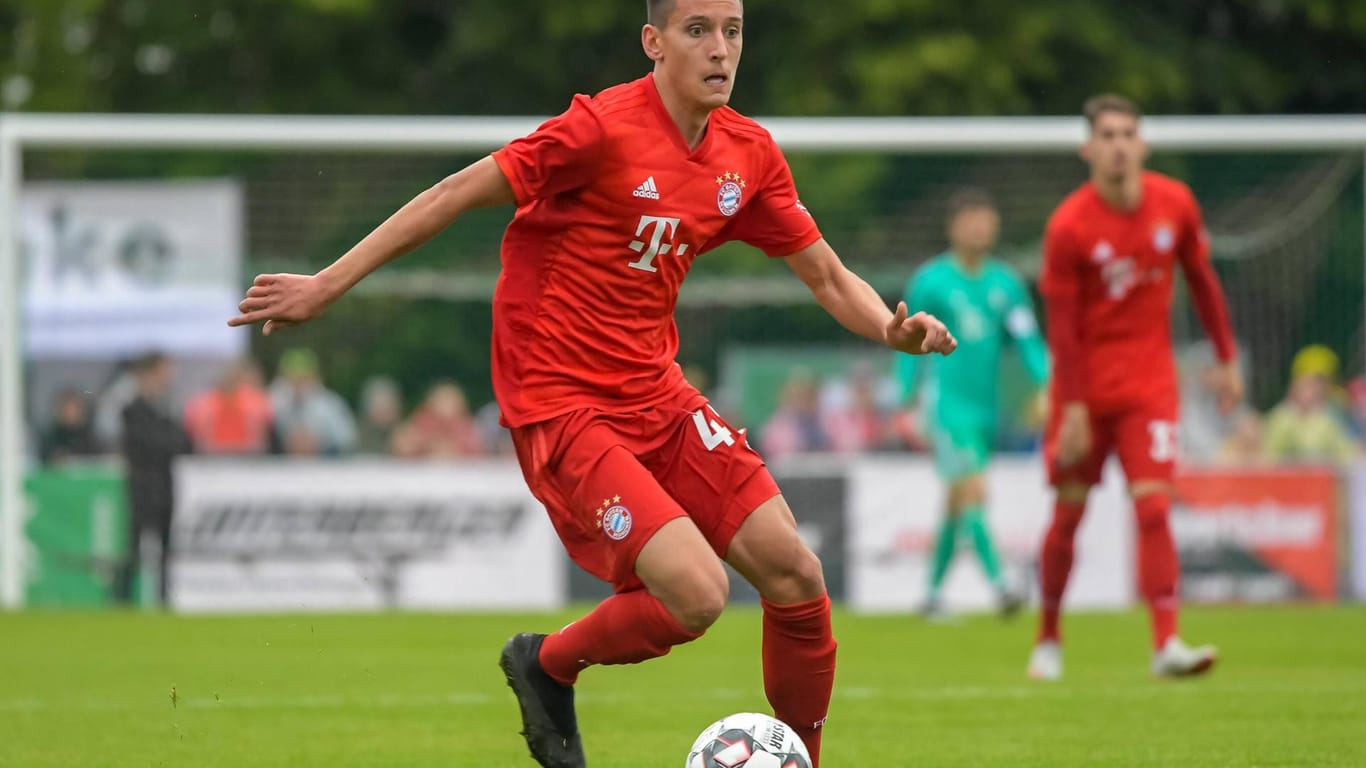 Maximilian Franzke: Der Spieler wechselt vom FC Bayern München nach Hamburg.