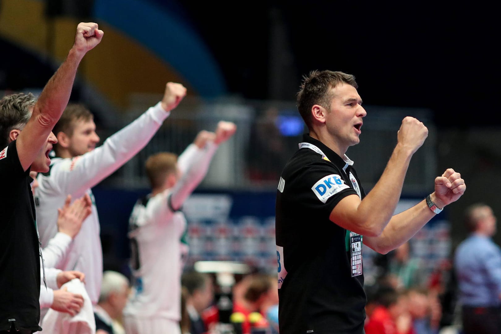 Zur Freude von Bundestrainer Christian Prokop gewann die deutsche Nationalmannschaft ihr letztes Hauptrundenspiel gegen Tschechien.