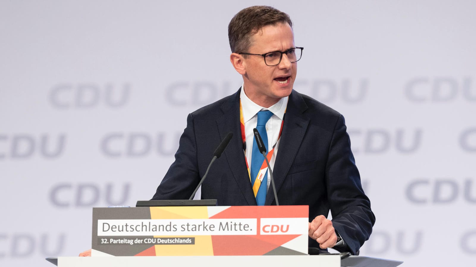 Carsten Linnemann: Der stellvertretende Vorsitzende der Unionsfraktion fordert eine schnell umsetzbare Lösung zur finanziellen Absicherung im Alter. Carsten Linnemann: Der stellvertretende Vorsitzende der Unionsfraktion fordert eine schnell umsetzbare Lösung zur finanziellen Absicherung im Alter.