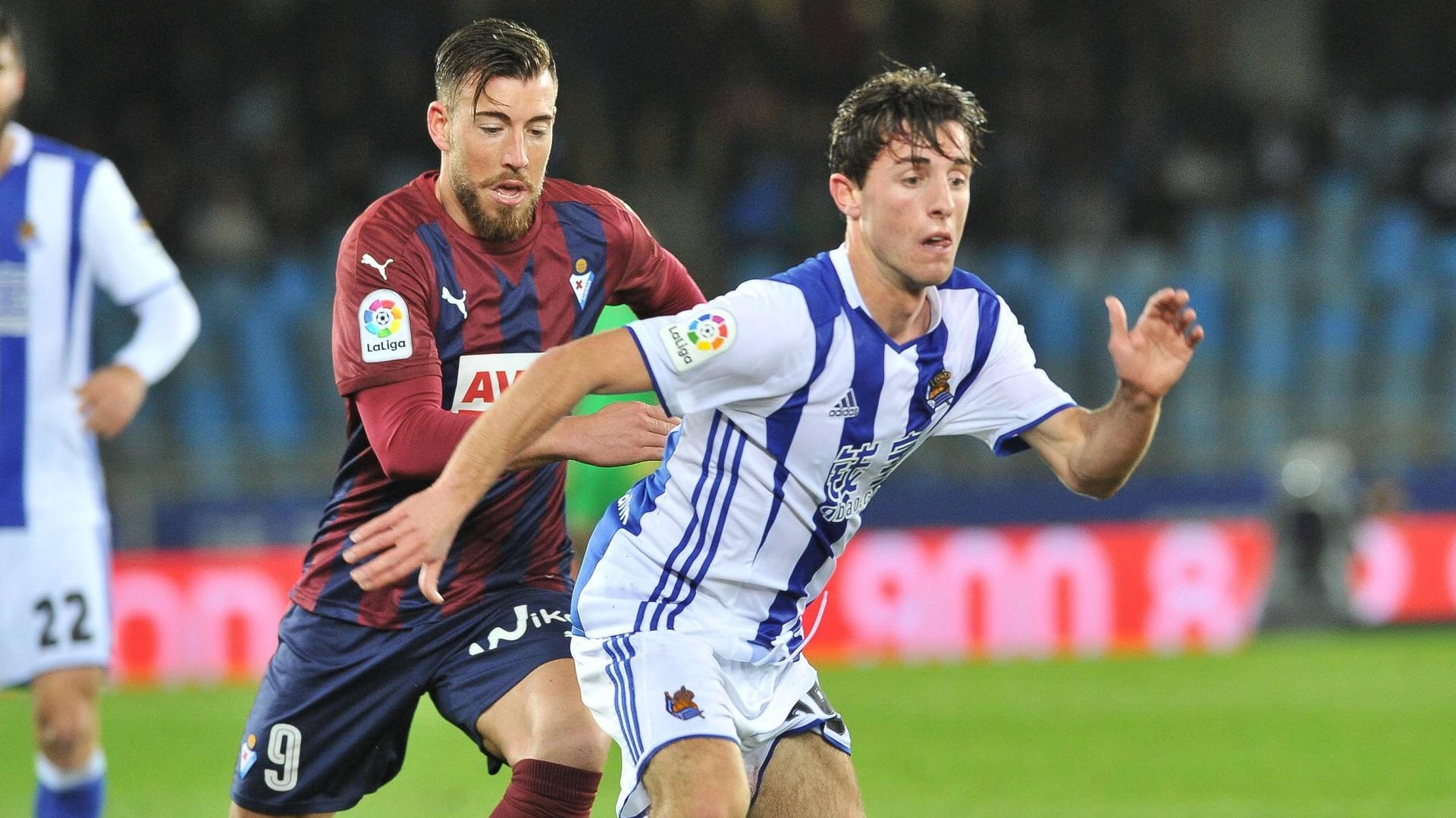 Alvaro Odriozola (r.) im Trikot von Real Sociedad im Januar 2017.