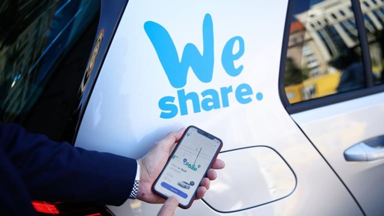 Der Carsharing-Anbieter WeShare will seine vollelektrischen Leihwagen in sechs weiteren europäischen Städten aufstellen.