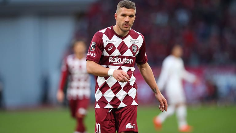 Im Trikot von Vissel Kobe: Lukas Podolski spielte zuletzt seit 2017 in Japan.
