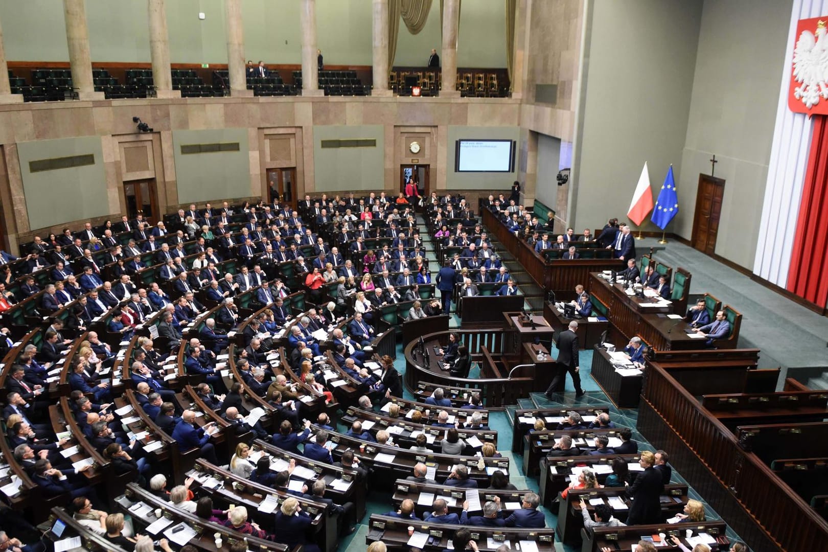 Das polnische Parlament Sejm (Archivbild): Die regierende PiS hat in den vergangenen Jahren das polnische Justizwesen umgebaut.