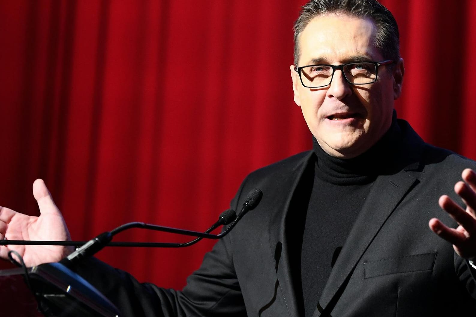 Heinz-Christian Strache: Das Ibiza-Video brachte ihn zu Fall – nun will er zurückkehren auf Österreichs politisches Parkett.