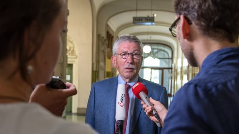 Seit mehr als zehn Jahren versucht die SPD, ihr umstrittenes und ungeliebtes Mitglied Thilo Sarrazin loszuwerden.