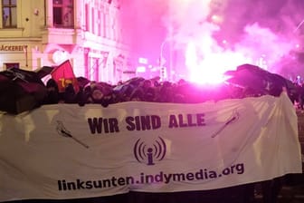 Anlass der Demonstration ist ein anstehender Prozess um die Plattform vor dem Bundesverwaltungsgericht in Leipzig.