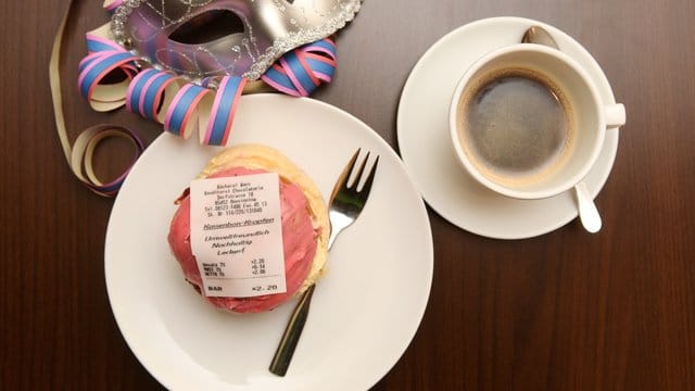 Süße Idee: ein Krapfen mit Preis.
