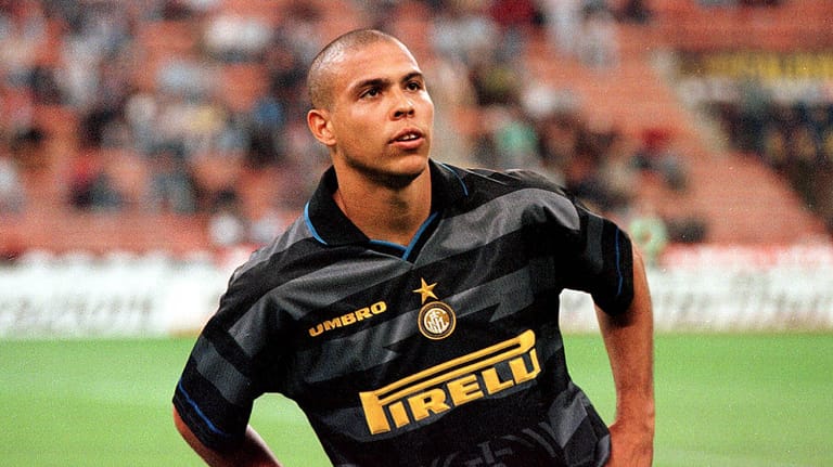 Ronaldo: Der brasilianische Superstar spielte im Laufe seiner Karriere auch für Inters Lokalrivalen AC Mailand.