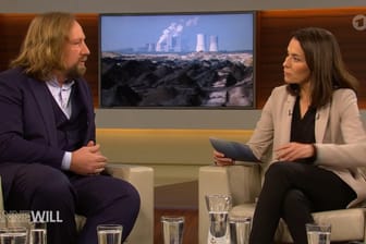 Anton Hofreiter, Fraktionschef der Grünen, und Talkmasterin Anne Will: In der Sendung verliefen die Fronten klar zwischen Umwelt- und Arbeitgeber-Positionen.
