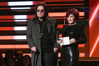 Ozzy Osbourne: Der Musiker und seine Frau Sharon waren bei den Grammys.