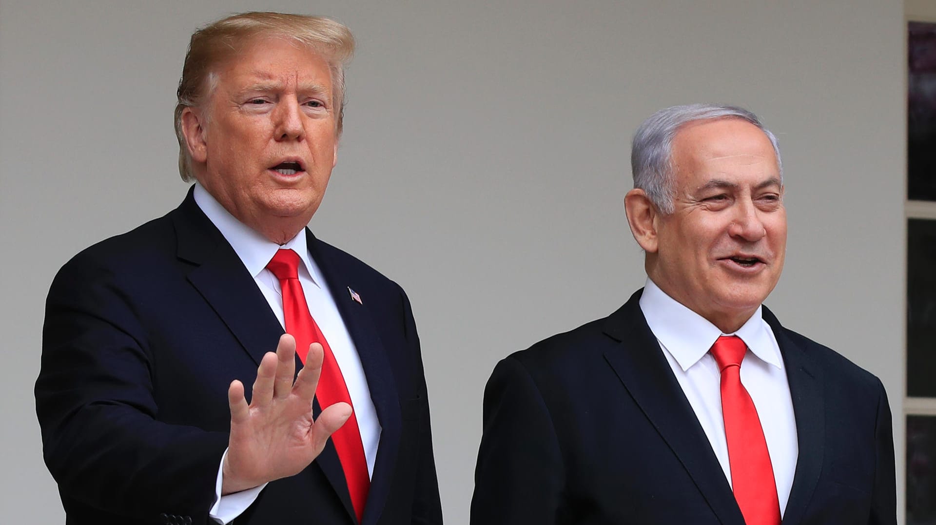 US-Präsident Donald Trump will im Beisein von Israels Premier Benjamin Netanjahu seinen Friedensplan für den Nahen Osten vorstellen. US-Präsident Donald Trump will im Beisein von Israels Premier Benjamin Netanjahu seinen Friedensplan für den Nahen Osten vorstellen.