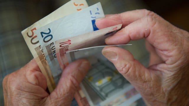 Kommt die Grundrente Anfang 2021? Die Union hat Zweifel am geplanten Starttermin. Kommt die Grundrente Anfang 2021? Die Union hat Zweifel am geplanten Starttermin.