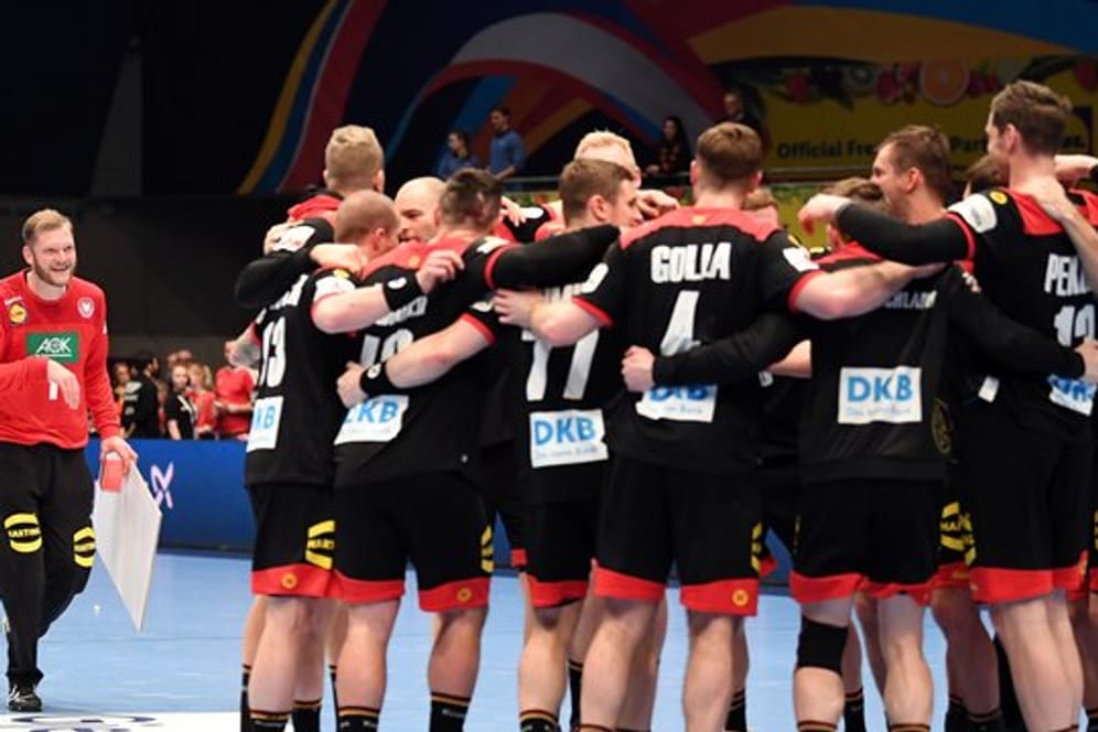 Die deutschen Handballer freuen sich schon auf die Olympia-Qualifikation in Berlin.
