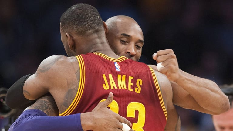 LeBron James (l.) und Kobe Bryant: Die Basketball-Superstars hatten eine enge Verbindung.