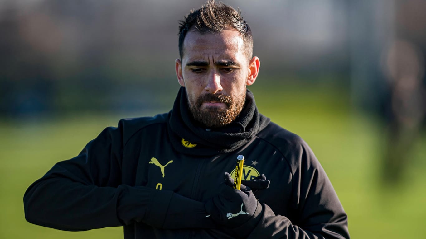 Paco Alcacer: Der Spanier könnte Borussia Dortmund noch im Winter verlassen.