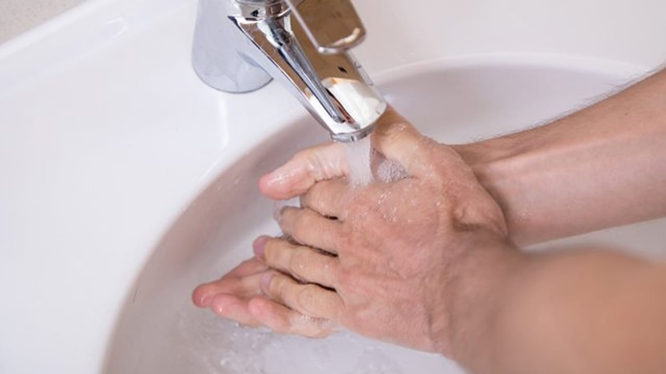 Konsequentes, häufiges Händewaschen ist mit der beste Schutz gegen Infektionskrankheiten aller Art.