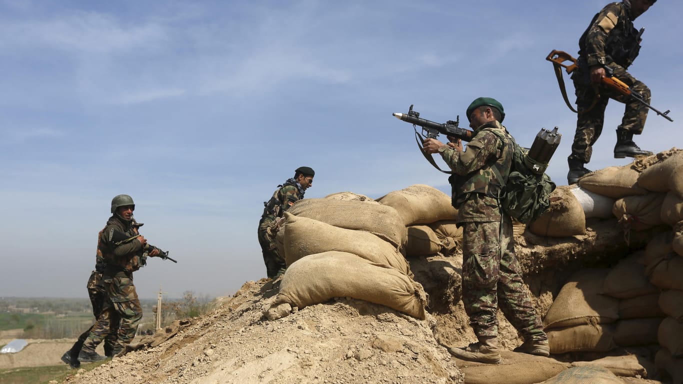 Afghanische Sicherheitskräfte in der Provinz Baghlan: Seit Jahren ist das Gebiet umkämpft, zuletzt spitzte sich die Lage weiter zu. (Archivbild)