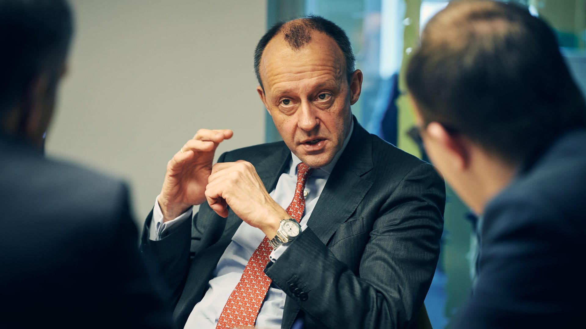 Friedrich Merz: Der CDU-Politiker hatte mit einem Tweet über Antisemitismus viel Kritik auf sich gezogen. Im Interview mit t-online.de steht er zu seiner Äußerung.