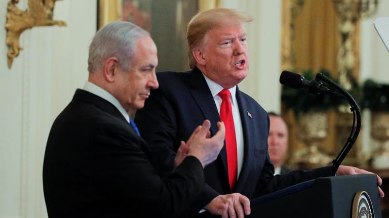Donald Trump und Israels Ministerpräsident Benjamin Netanjahu stellen den Nahost-Plan des US-Präsidenten vor.