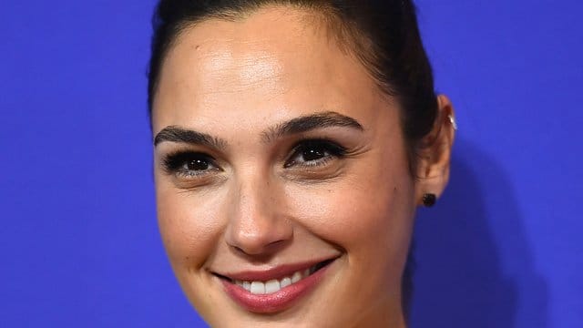 "Wonder Woman"-Darstellerin Gal Gadot wird als Helferin auf der Oscar-Bühne stehen.