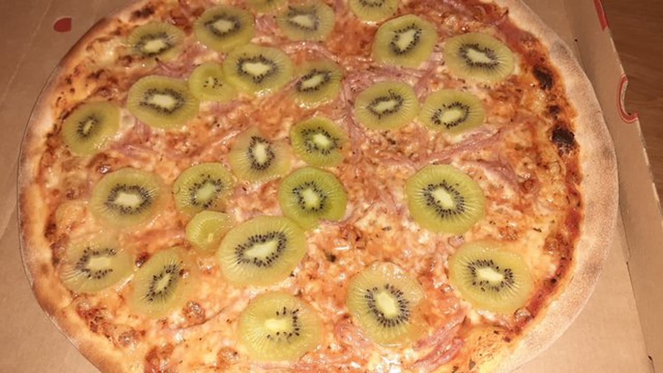 Der Schwede Stellan Johansson hat mit seinem Rezept für Kiwi-Pizza in Italien große Empörung ausgelöst.
